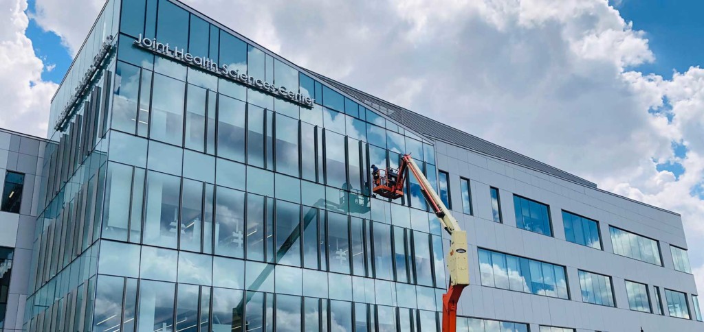Use of Telescopic Boom Lift in Window Cleaning
